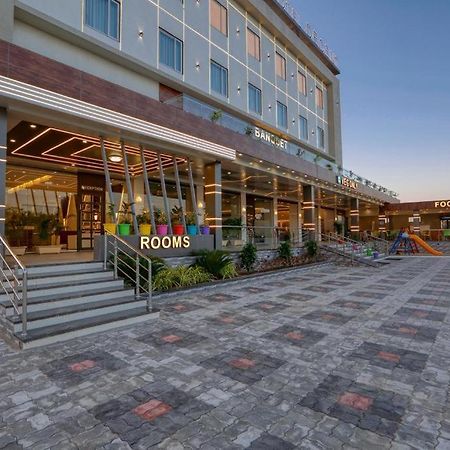 Hotel Decent Unjha Exterior photo
