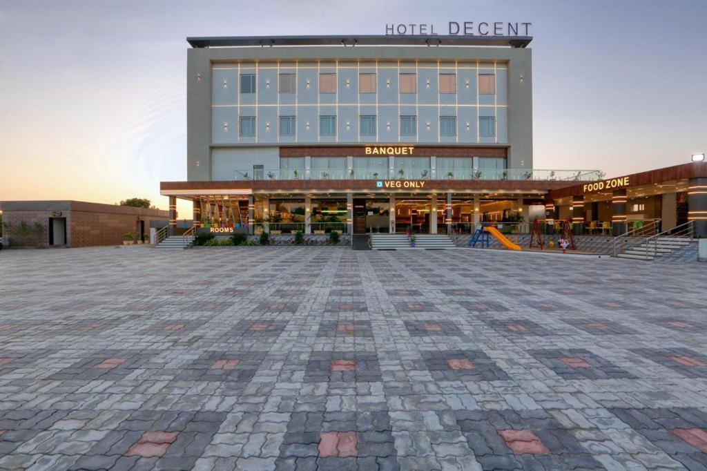 Hotel Decent Unjha Exterior photo