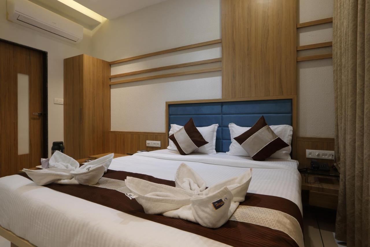 Hotel Decent Unjha Exterior photo